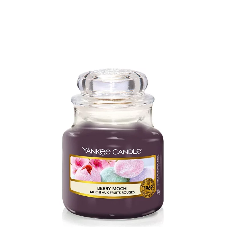 Aromatická svíčka Classic malá Berry Mochi Yankee Candle - 104 g