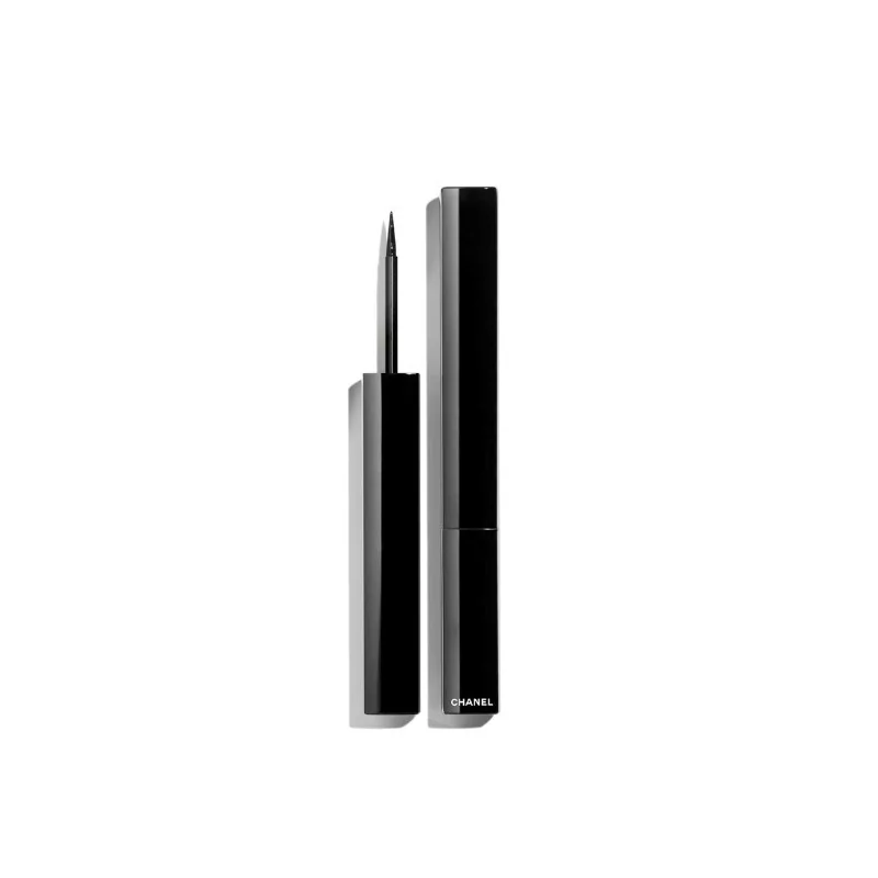 Voděodolné tekuté oční linky Le Liner (Liquid Eyeliner) Chanel / Odstín: 516 Rouge Noir - 2,5 ml